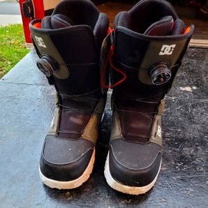 2020 DC Scout Boa Mens Snowboard boots size 11